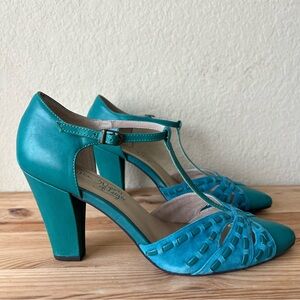 Seychelles Turquoise T-Strap Heels Vintage Mod Retro Leather Teal US 11 $159